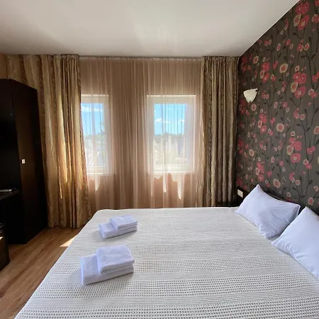 Gosti Hotel