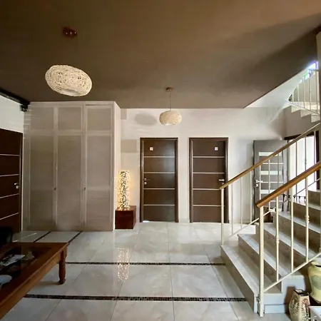 Hotel Gosti 3*